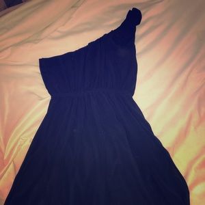 Navy blue flowy knee length dress.